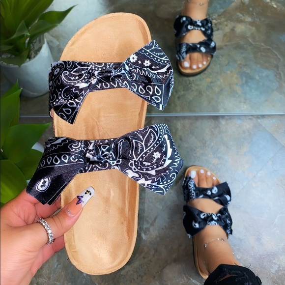 Last Restock Badass Limited Bandana Sandals Black - Picture 2 of 8